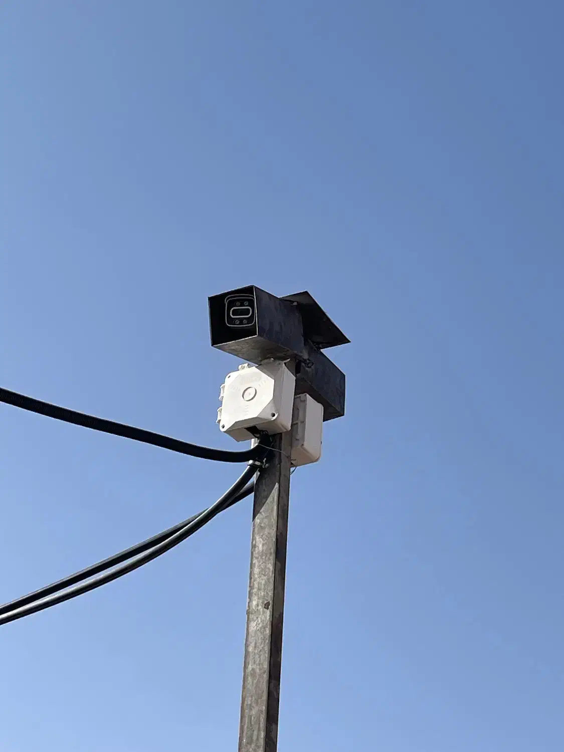 دوربین دزدگیر فروش نصب تعمیر|خدمات پیشه و مهارت|کرمان, |دیوار