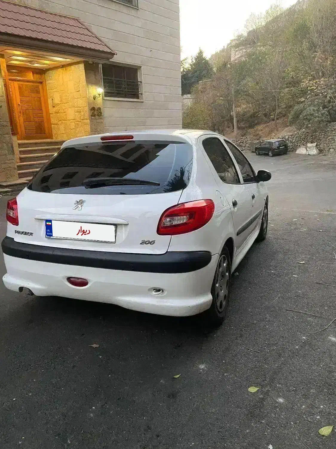 پژو ۲۰۶ تیپ ۵ مدل ۹۷|خودرو سواری و وانت|تهران, جماران (نیاوران)|دیوار