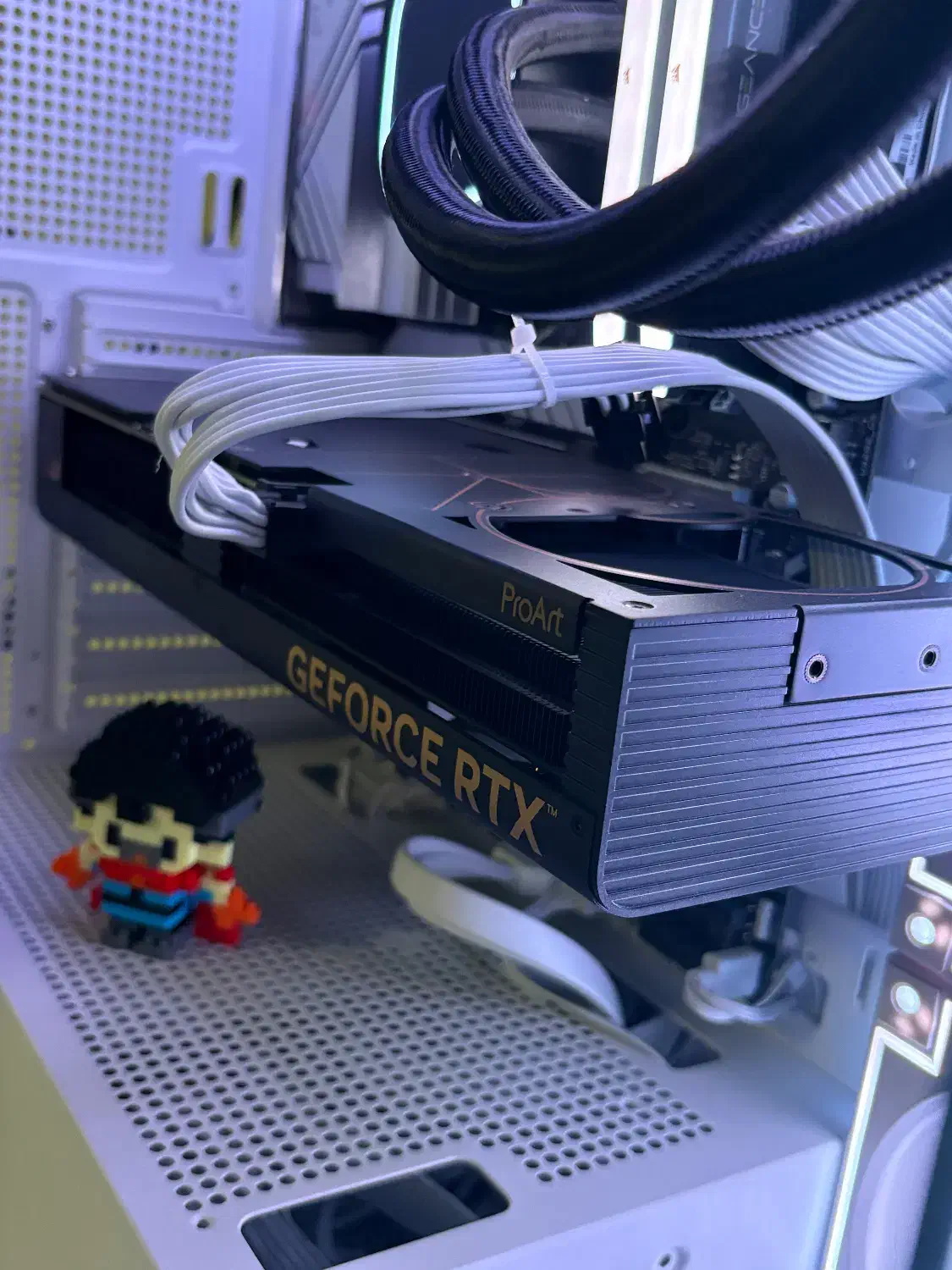 گرافیک 4060 8gb proart پروآرت|قطعات و لوازم جانبی رایانه|تهران, مهران|دیوار