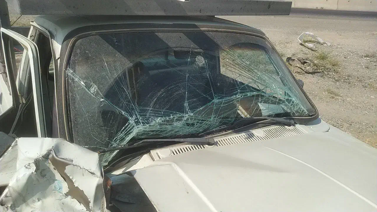 پیکان وانت مدل 93تصادفی|خودرو سواری و وانت|باقرشهر, |دیوار