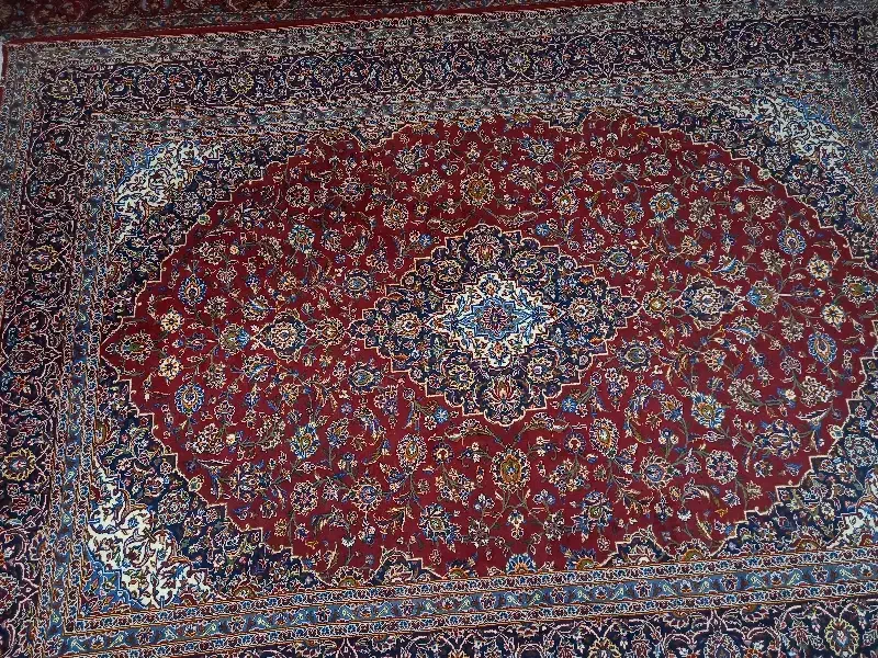 قالی دستبافت ۱۲ متری کاشان|فرش|شیراز, اصلاح‌نژاد|دیوار