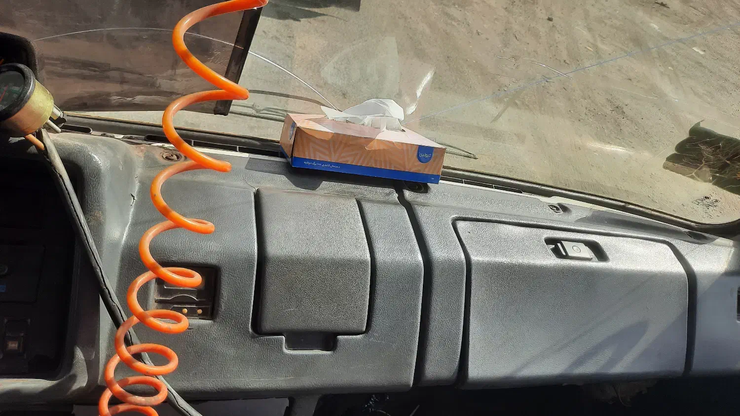 کامیون دهچرخ فابریک دانگ فنگ تی ۳۰۰|خودرو سنگین|سیرجان, |دیوار