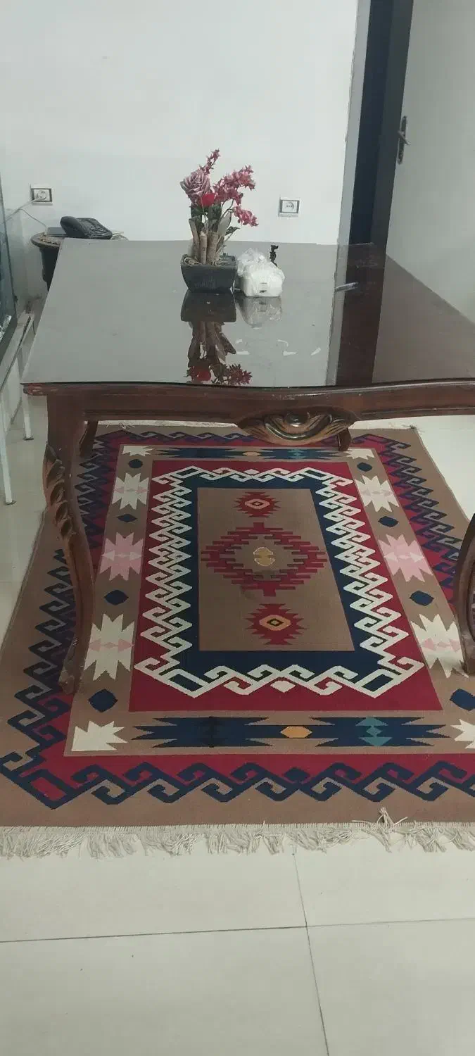 میز کنفرانس یاخیاطی یاغذاخوری|میز و صندلی غذاخوری|نیشابور, هفده شهریور|دیوار