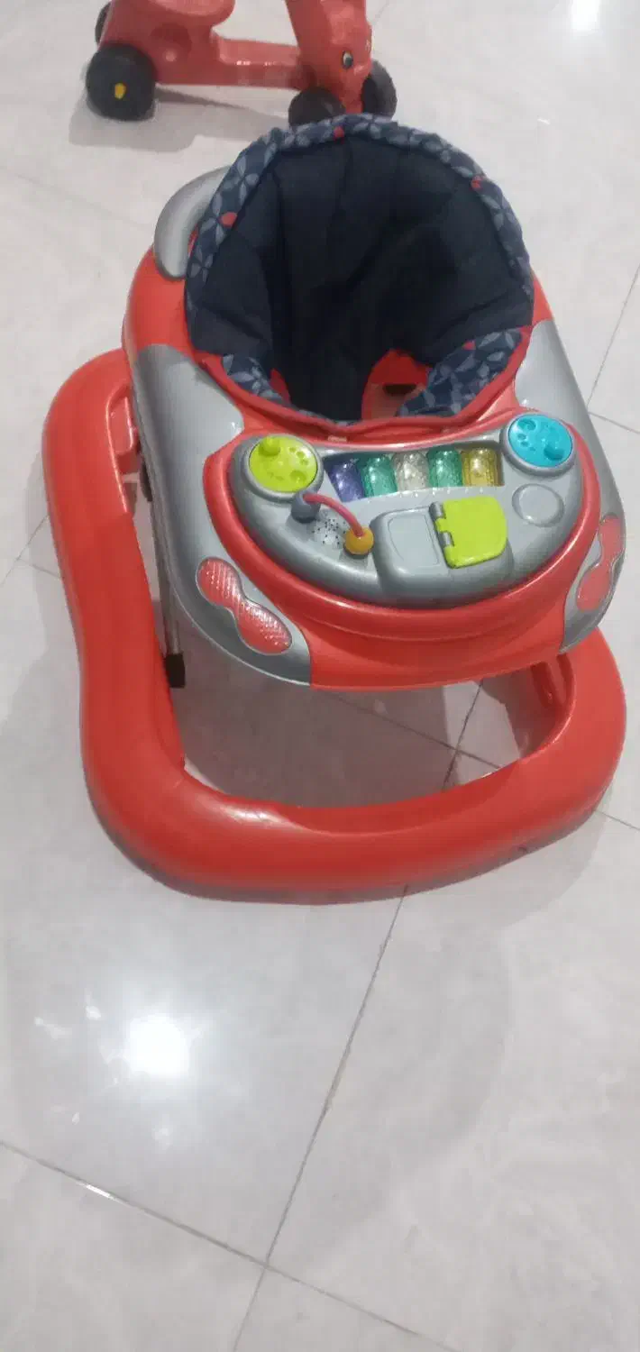 روروک وگهواره کاملا سالم تمیز مارک دلیجان|اسباب و اثاث بچه|کرج, پیشاهنگی|دیوار