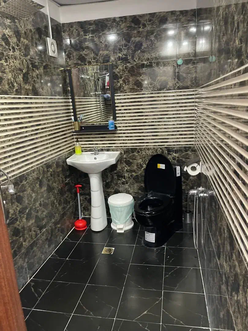 ۱۰۰متر بنی هاشم نزدیک مترو