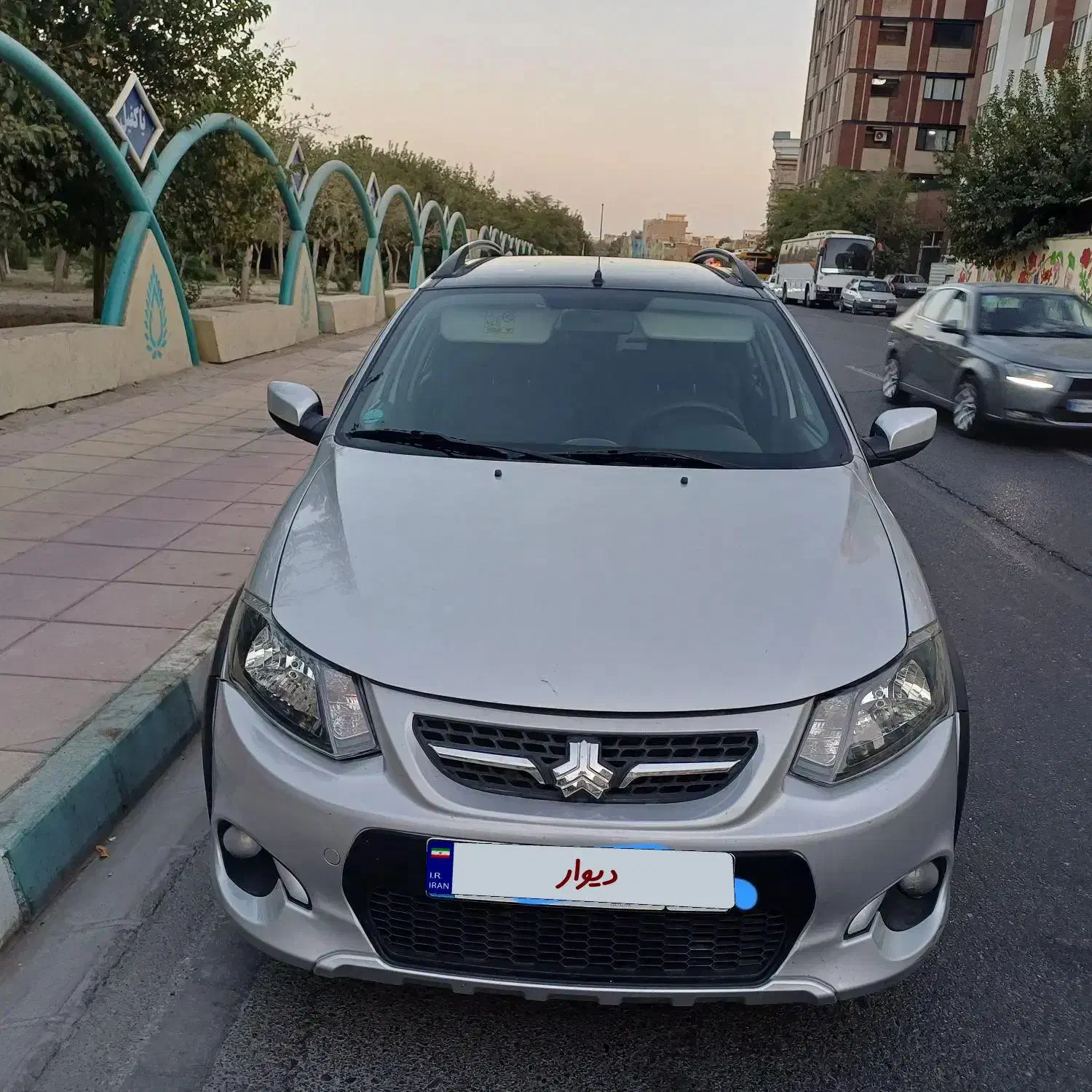 کوییک ار|خودرو سواری و وانت|تهران, شهرک شریعتی|دیوار