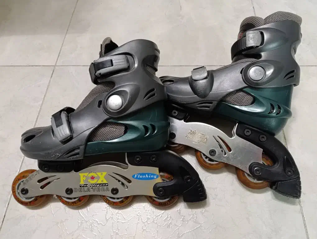 اسکیت|دوچرخه، اسکیت، اسکوتر|پیشوا, |دیوار