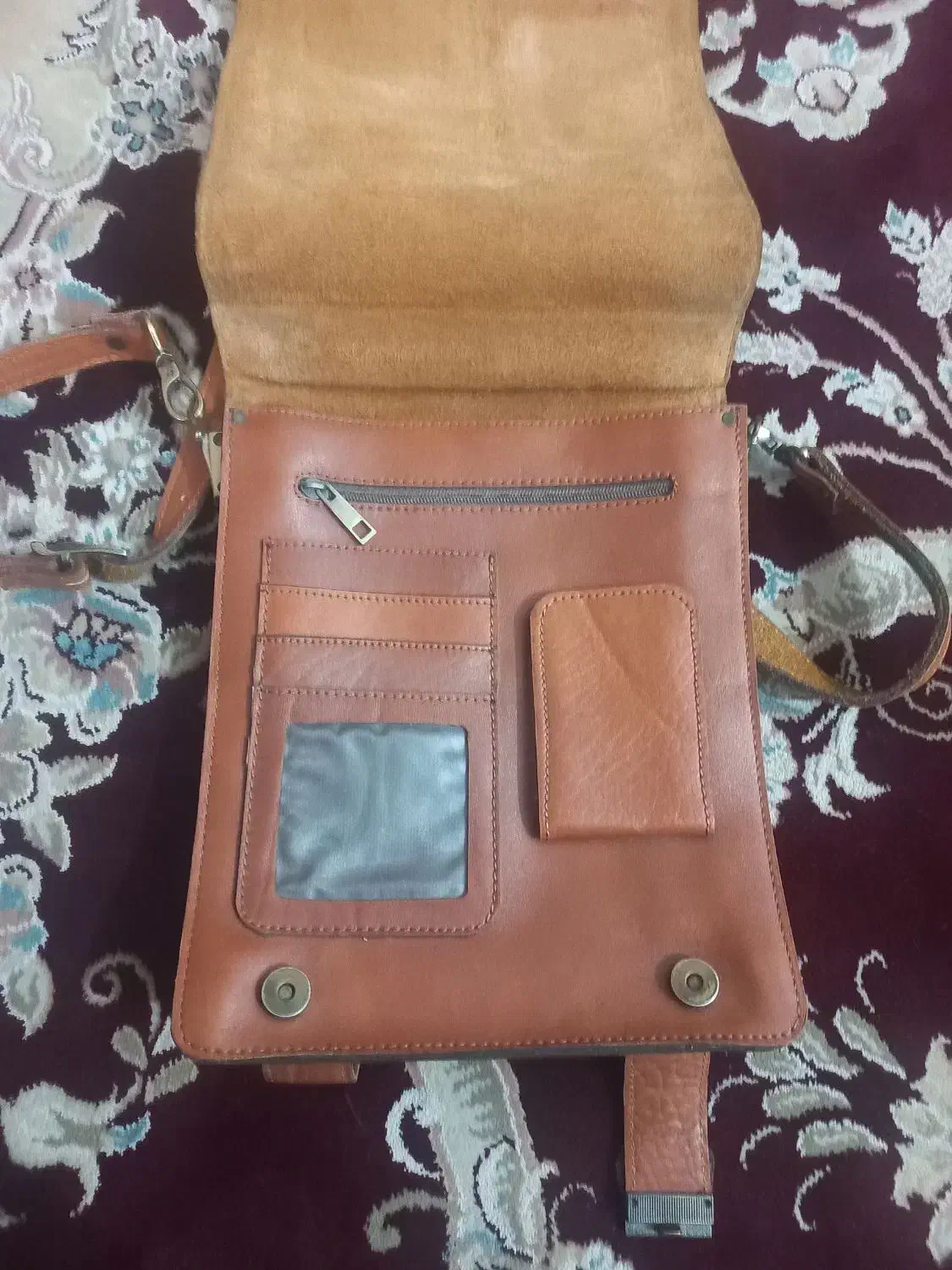 فروش یک عدد کیف چرم|کیف، کفش، کمربند|اهواز, کوی ایثار|دیوار