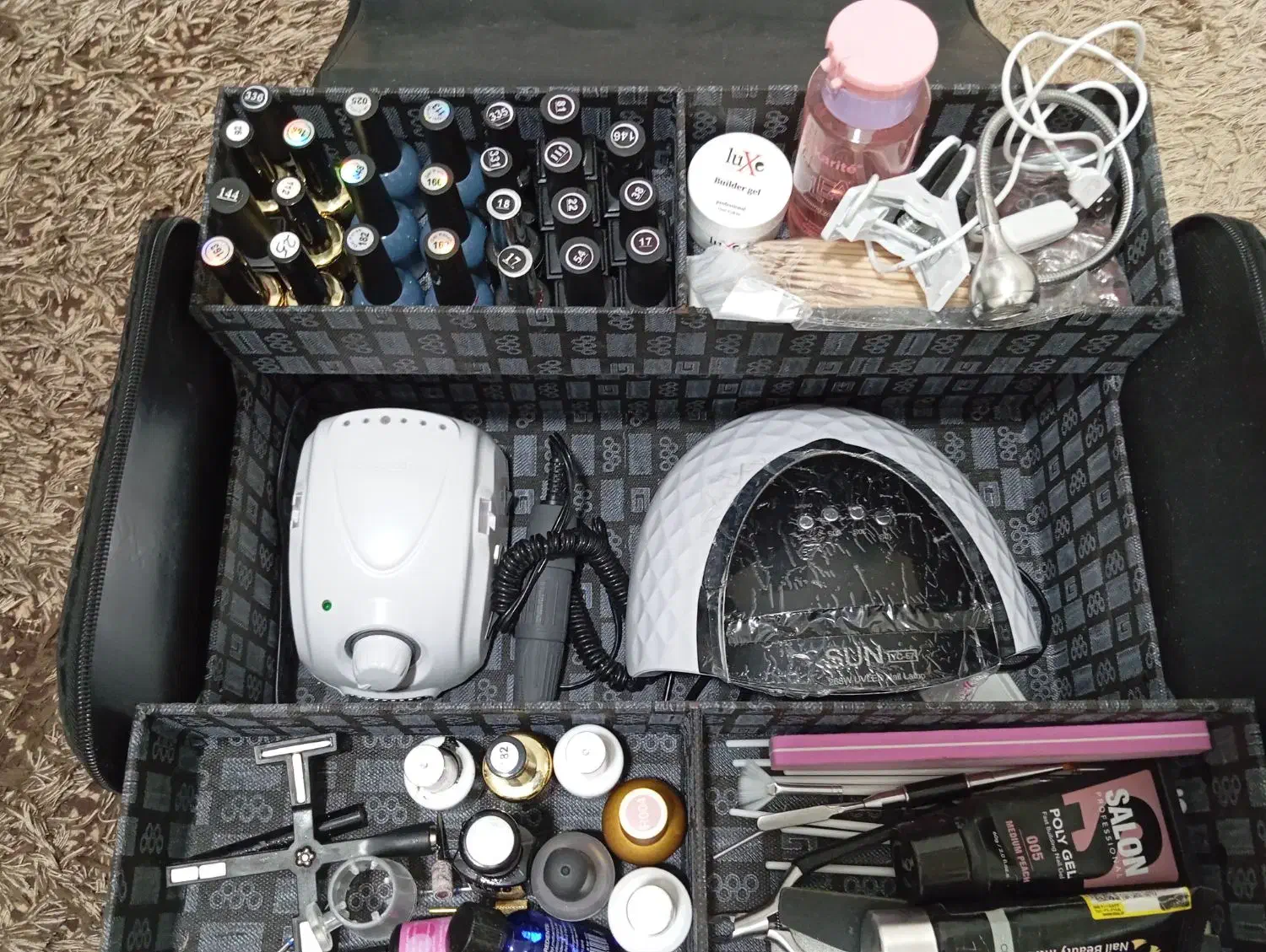 کلیه وسایل کاشت ناخن|آرایشی، بهداشتی، درمانی|کرمان, |دیوار