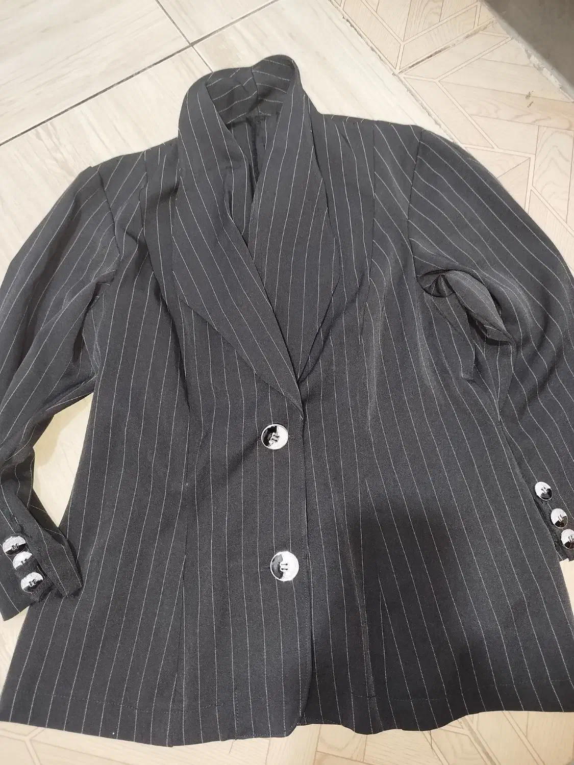 یه نایلون لباس رایگان|لباس|لاهیجان, کوی آزادگان|دیوار