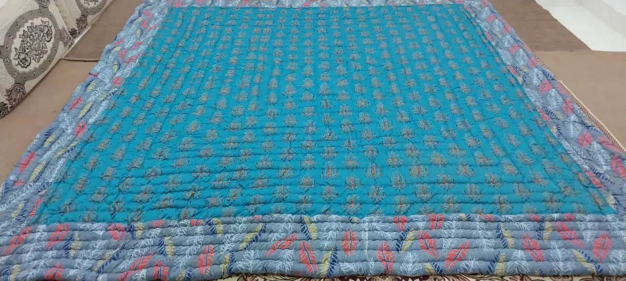 لحاف کرسی|رختخواب، بالش، پتو|قائن, |دیوار