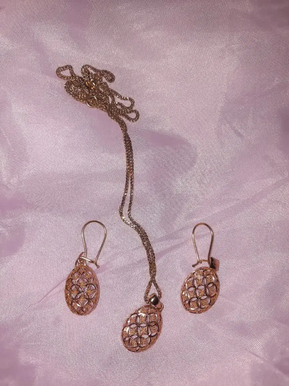 فروش مقداری طلای در حد نو|جواهرات|قم, شهرک امام حسن|دیوار