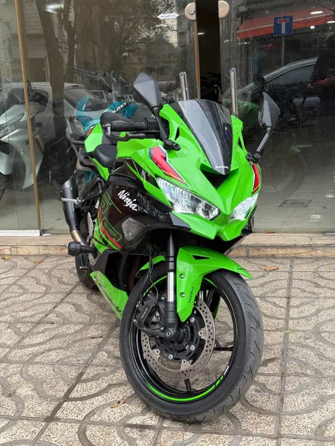 کاوازاکی ۲۵۰ چهارسیلندر|موتورسیکلت|تهران, زهتابی|دیوار