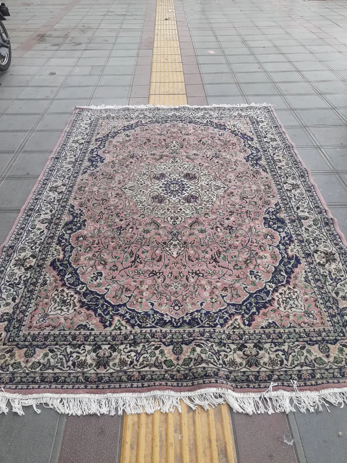 یگ جفت قالی ۶ متری ماشینی|فرش|مشهد, عیدگاه|دیوار