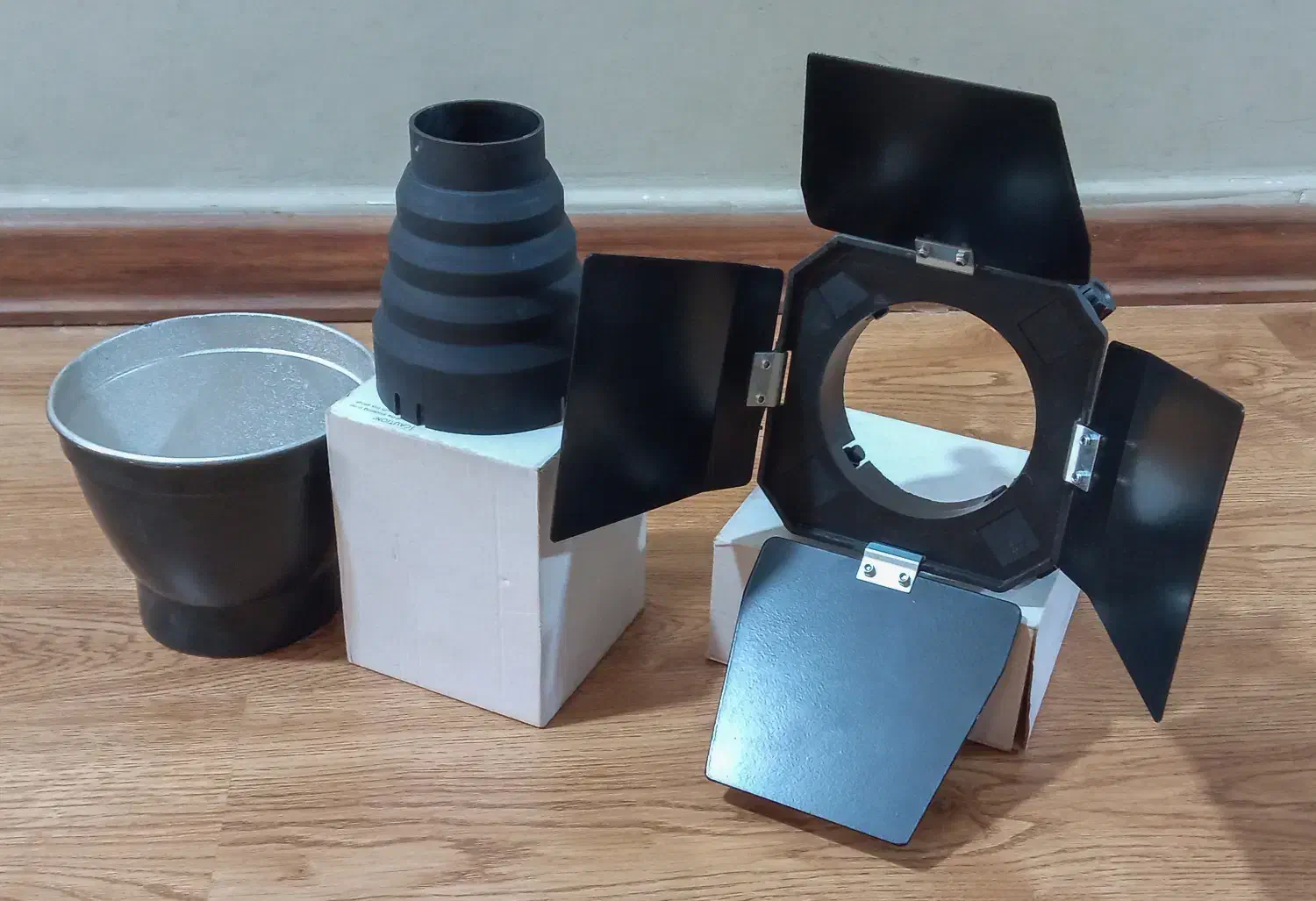 فلاش عکاسی|دوربین عکاسی و فیلمبرداری|تبریز, |دیوار