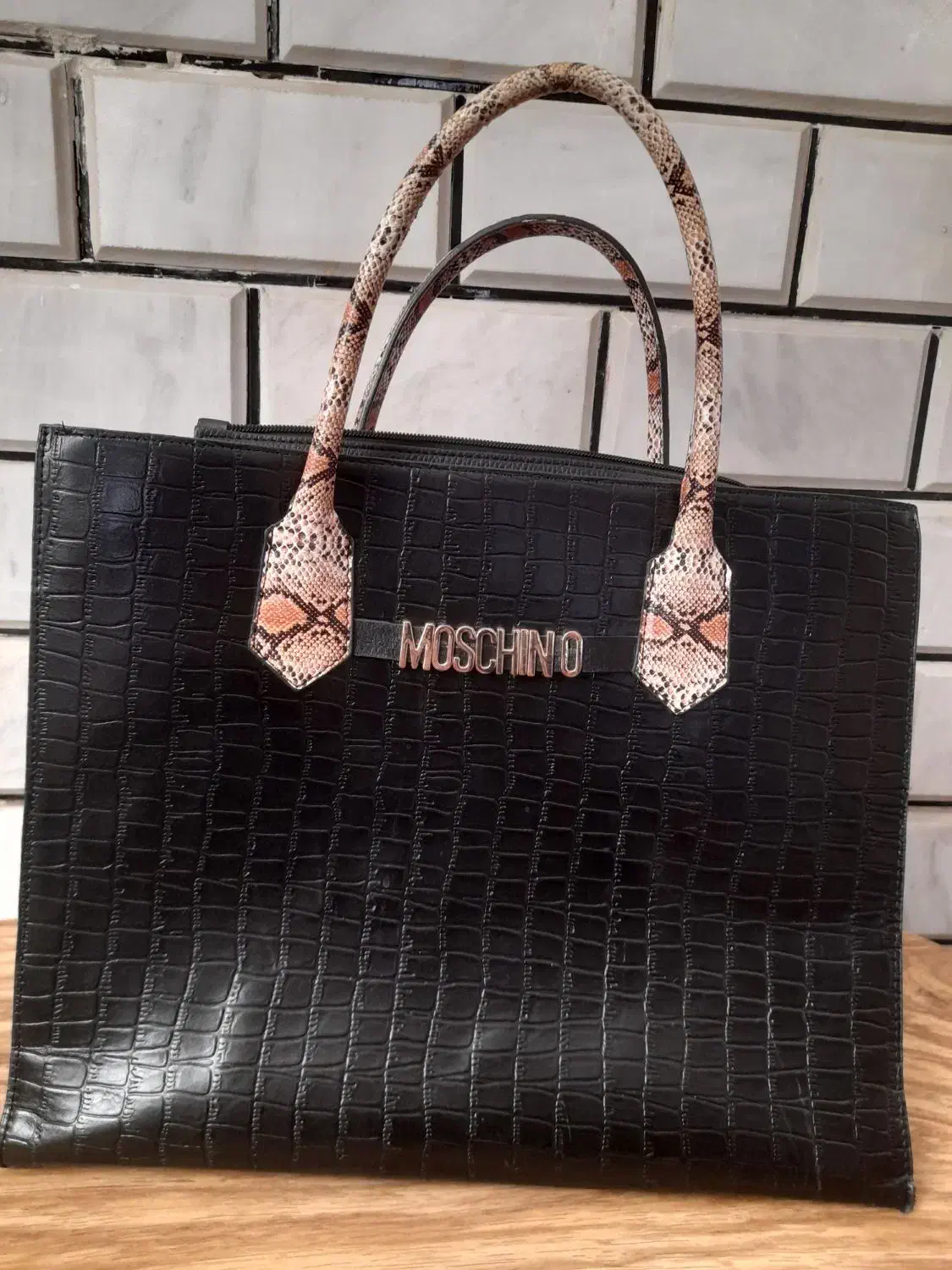 کیف مجلسی|کیف، کفش، کمربند|ساوه, |دیوار