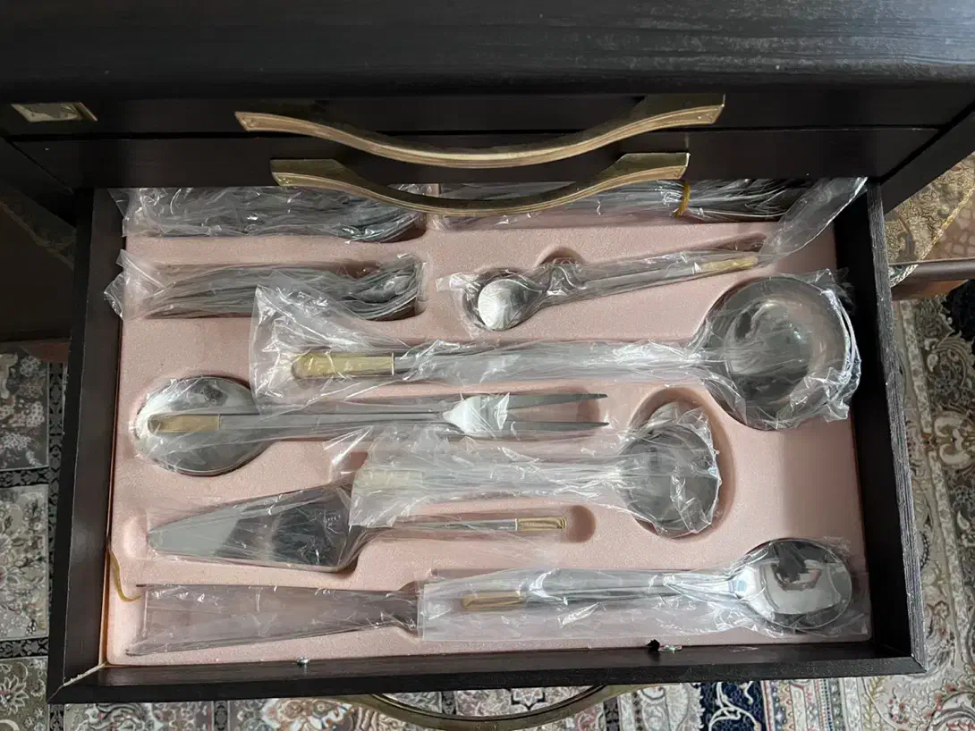 سرویس قاشق و چنگال|ظروف سرو و پذیرایی|تهران, شمسآباد|دیوار