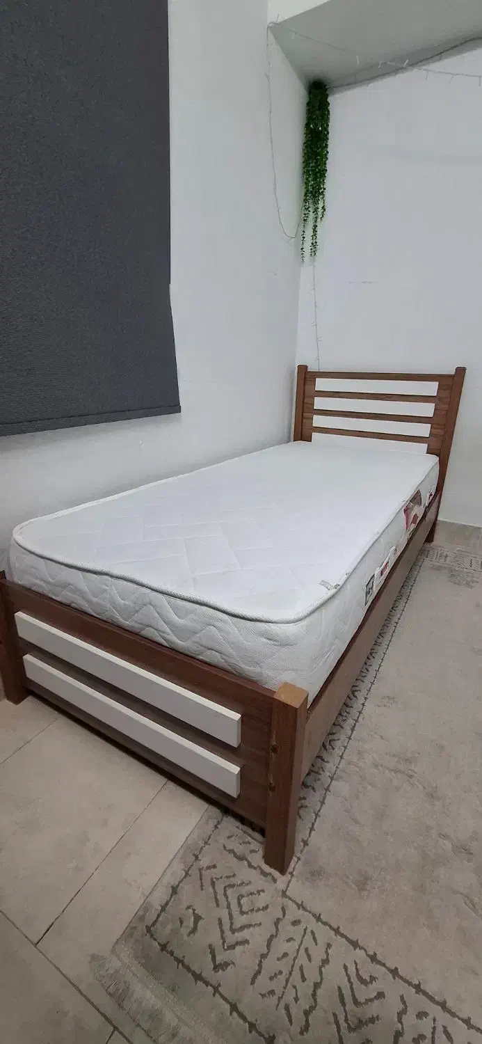 تخت یک نفره (بدون تشک)|تخت و سرویس خواب|گرمسار, |دیوار