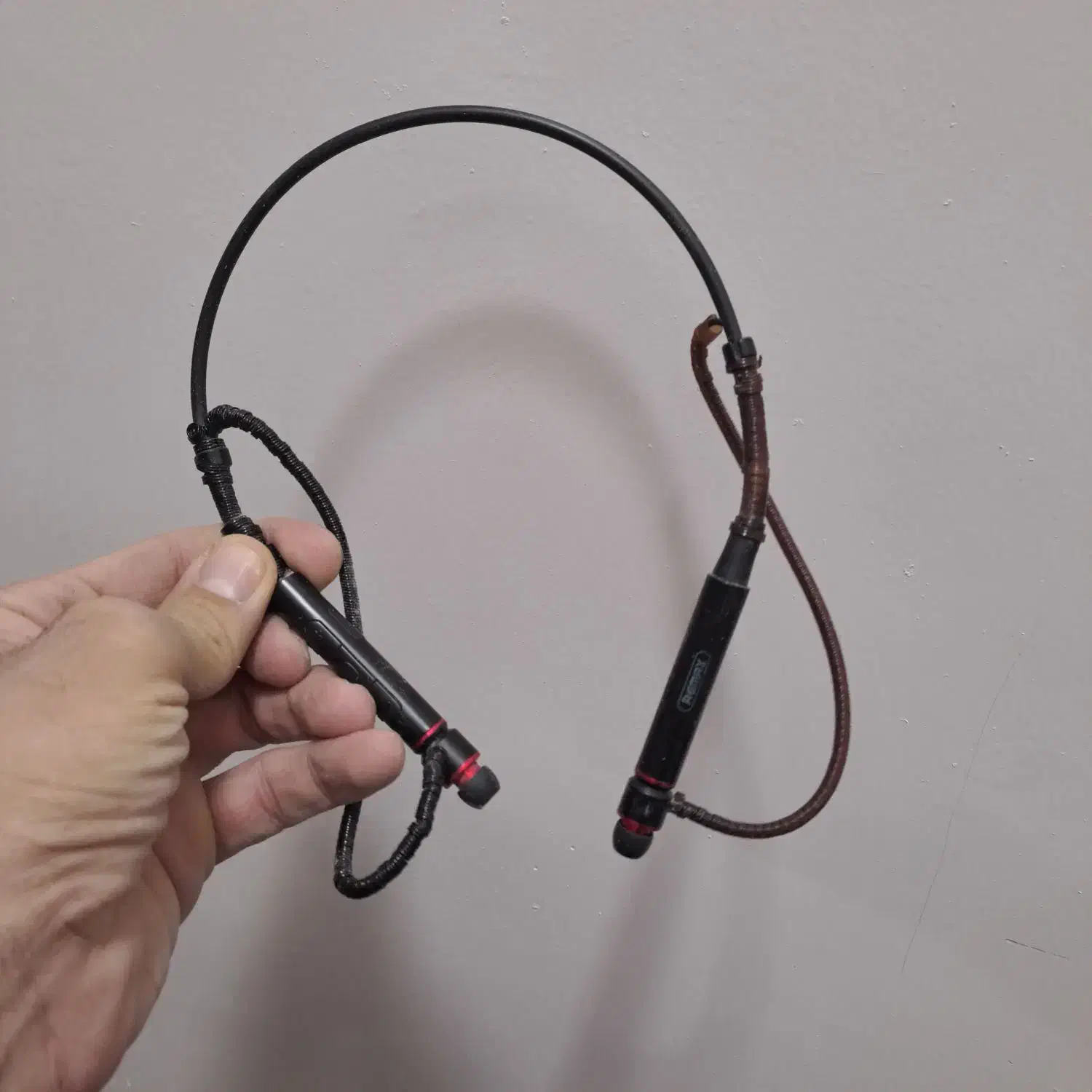 هنذفری گردنی|لوازم جانبی موبایل و تبلت|ابریشم, |دیوار