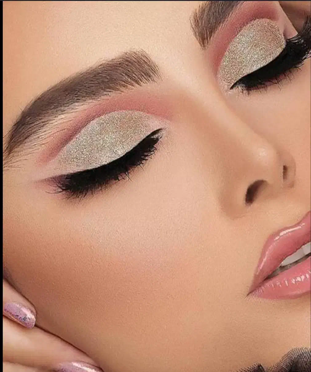 شینیون و میکاپ با قیمت باورنکردنی با بهترین مواد|خدمات آرایشگری و زیبایی|نجفآباد, حومه نجف آباد|دیوار