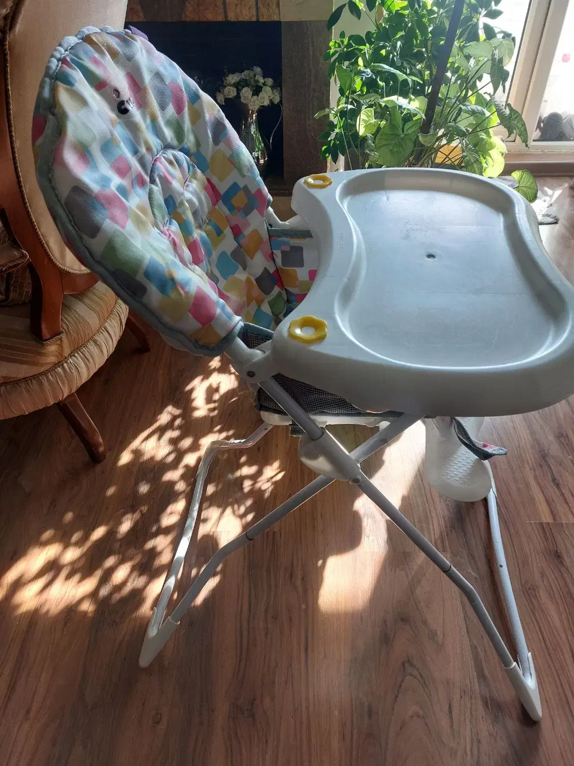 صندلی غذاخوری کودک|تخت و صندلی بچه|تهران, سیمای ایران|دیوار