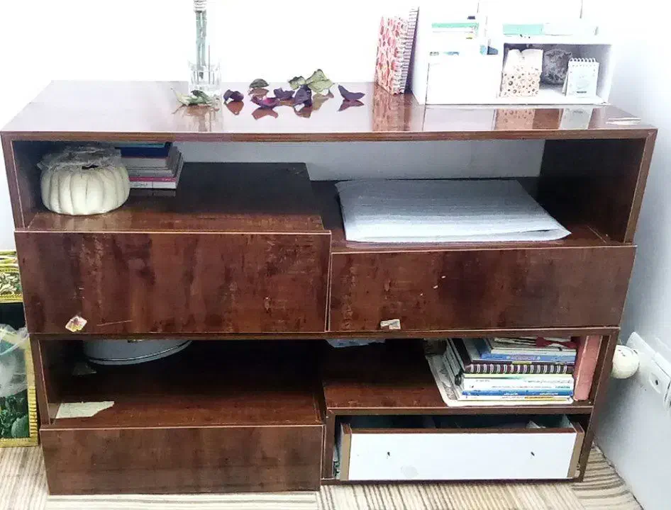 میز|کتابخانه، شلف، قفسههای دیواری|ملکآباد, |دیوار