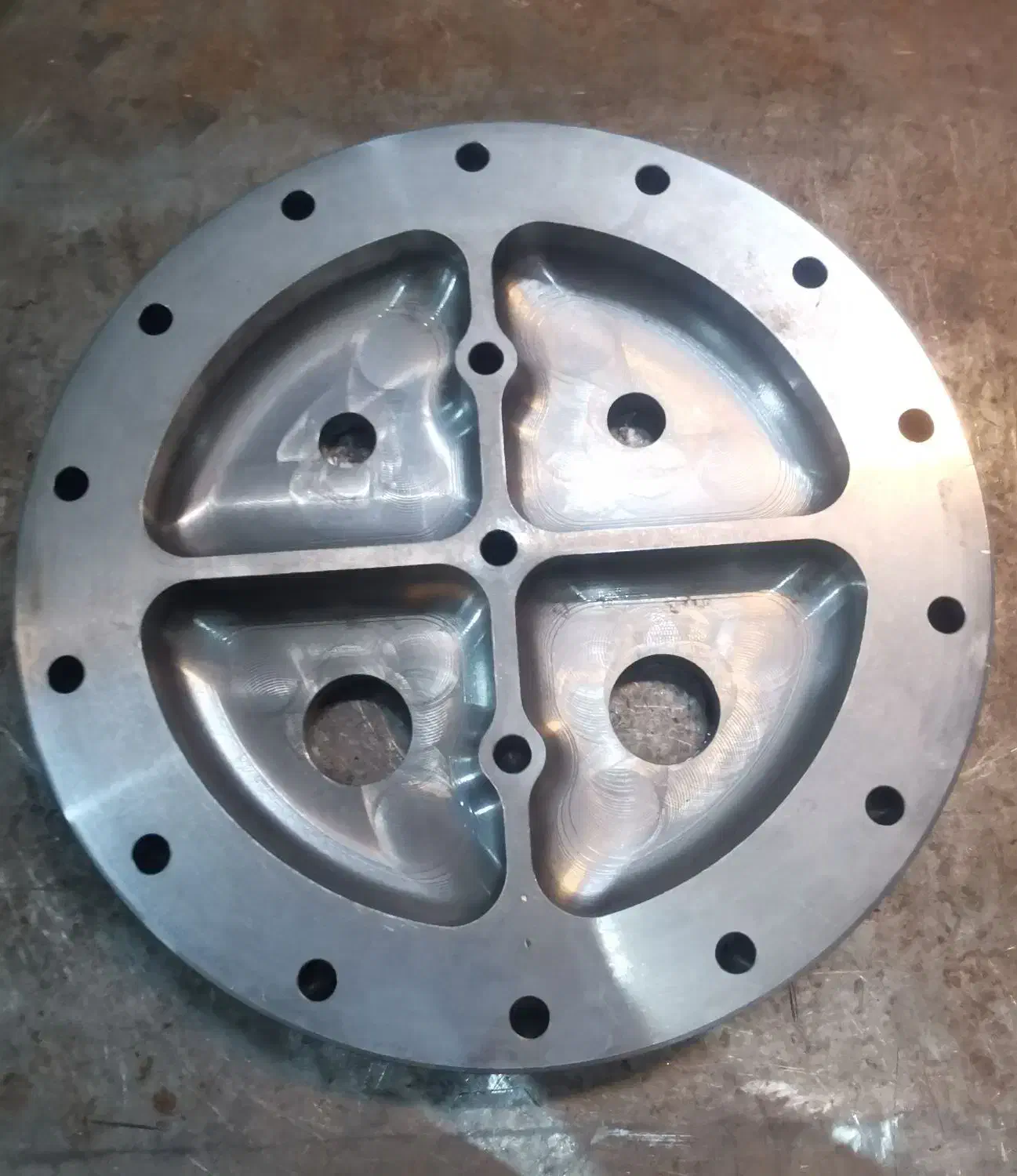 خدمات ماشینکاری فرز سی‌ان‌سی (cnc) و سوراخکاری کرج|خدمات پیشه و مهارت|مشکین‌دشت, |دیوار