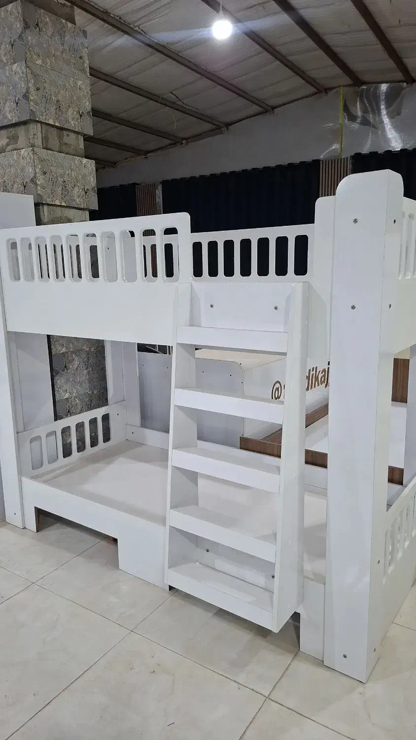 تخت و کمد|اسباب و اثاث بچه|بجنورد, |دیوار