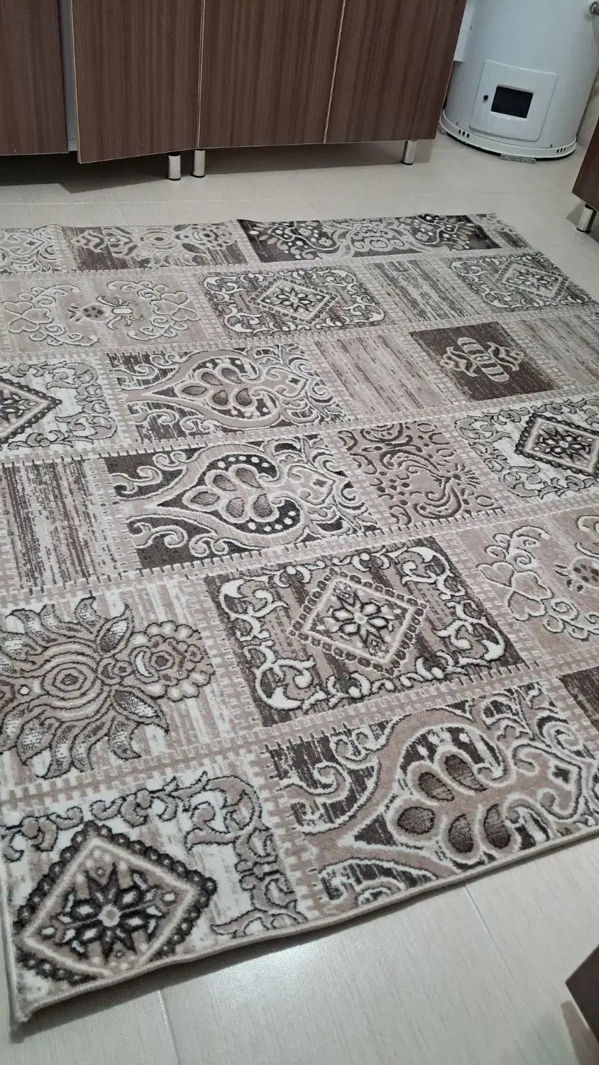 گلیم  سالم کم استفاده شده در حد نو|گلیم، جاجیم، گبه|همدان, |دیوار