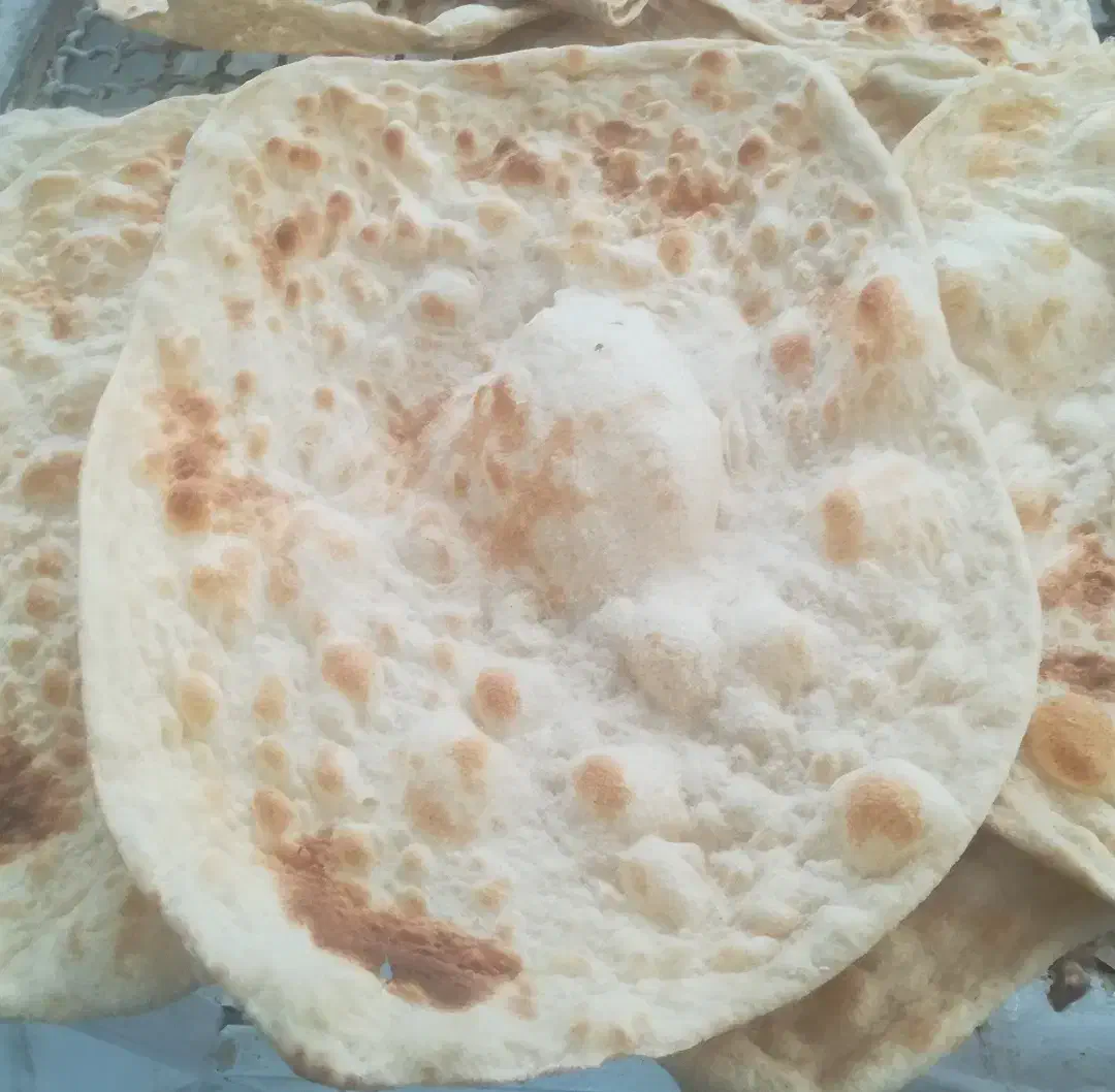 پخت نان و تفتون و کماچ|خوردنی و آشامیدنی|قائن, |دیوار