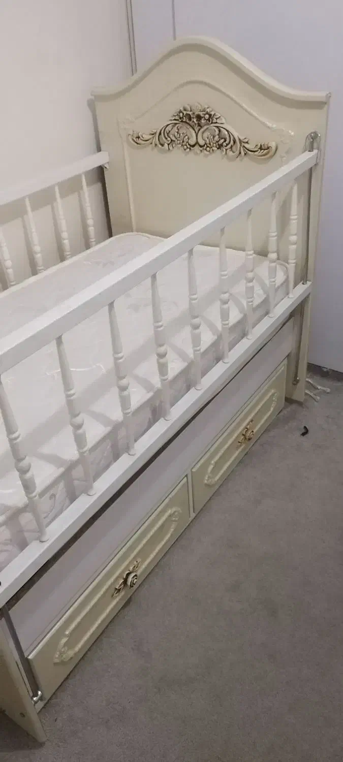 تخت خواب بچه|تخت و صندلی بچه|محمدشهر, ولدآباد|دیوار