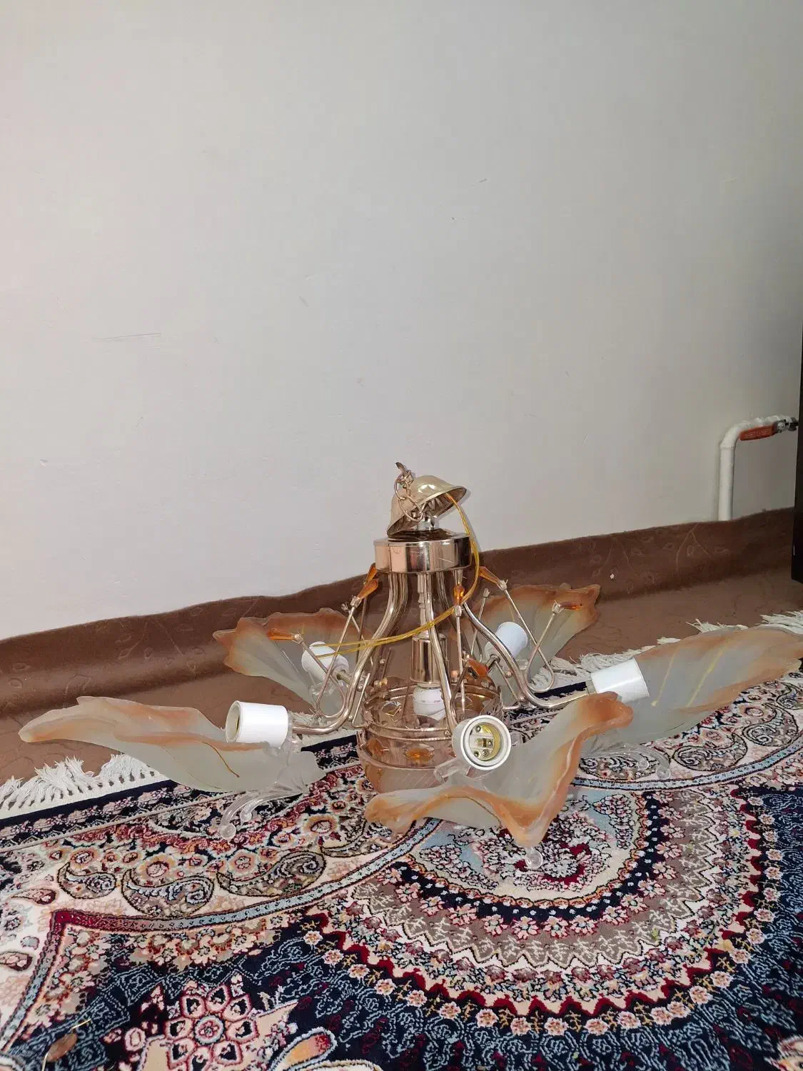 لوستر ۵ شاخه تمیز و سالم|لوستر و چراغ آویز|مشهد, شهرک مهرگان|دیوار