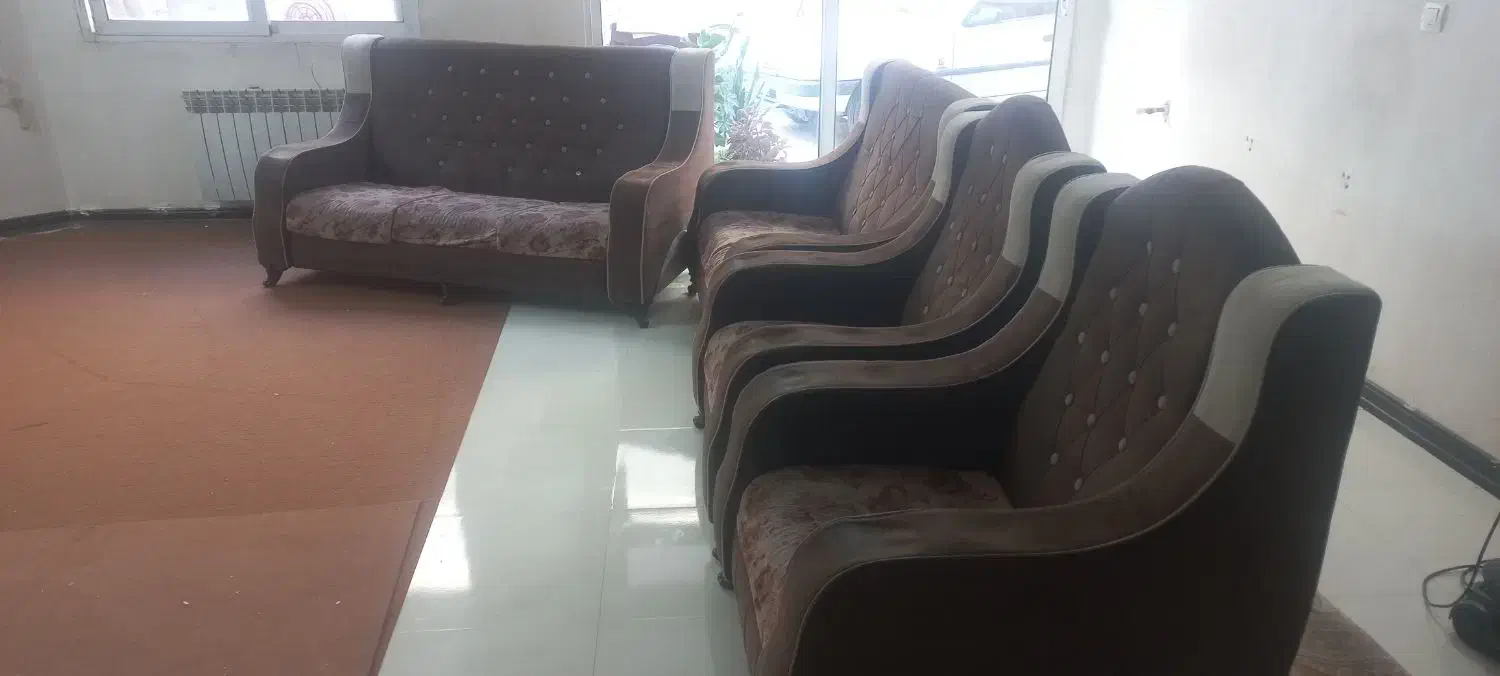 مبل هفت نفره|مبلمان خانگی و میز عسلی|برخوار, |دیوار
