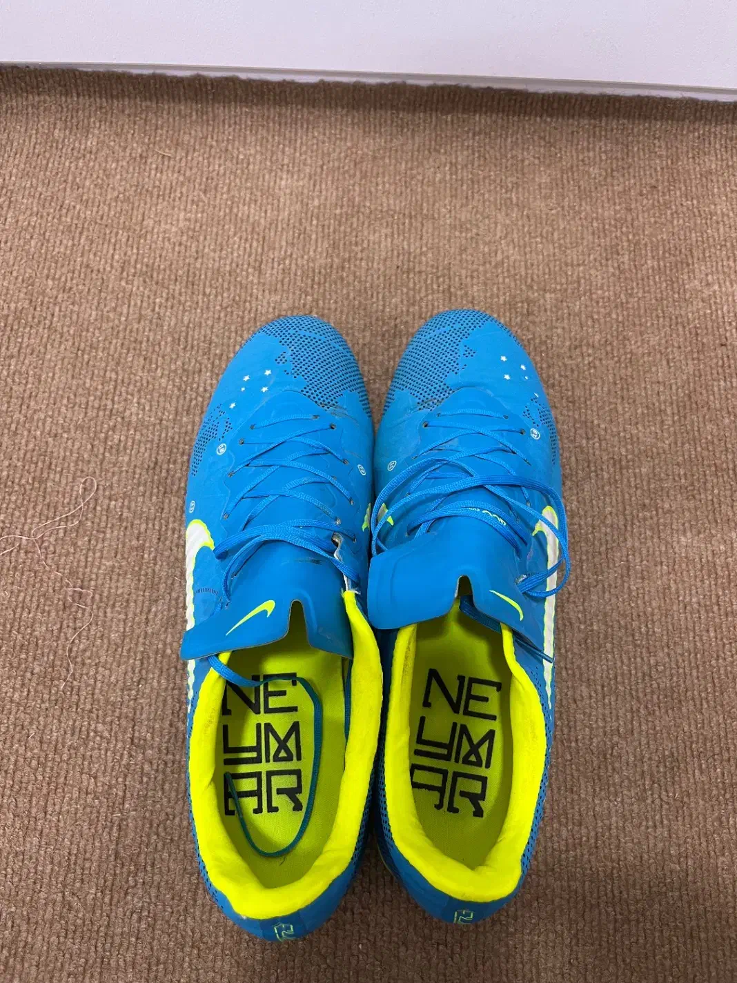 کفش ورزشی فوتبال|ورزش‌های توپی|بهبهان, |دیوار