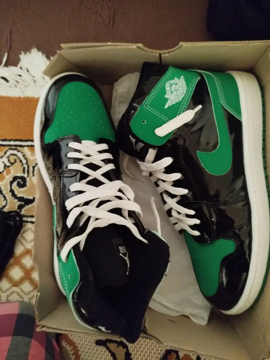 کتونی یا نیم بوت اسپرت|کیف، کفش، کمربند|فومن, |دیوار