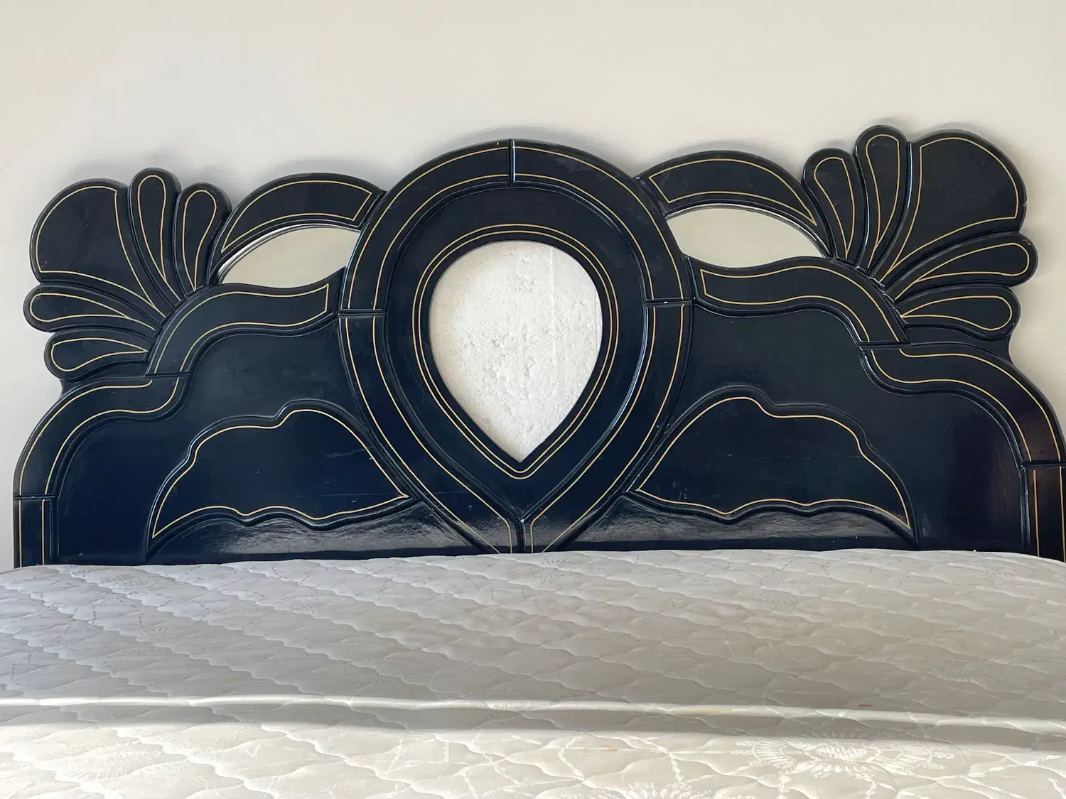 سرویس تخت خواب و میز ارایش و پاتختی و تشک|تخت و سرویس خواب|تهران, گلاب دره|دیوار