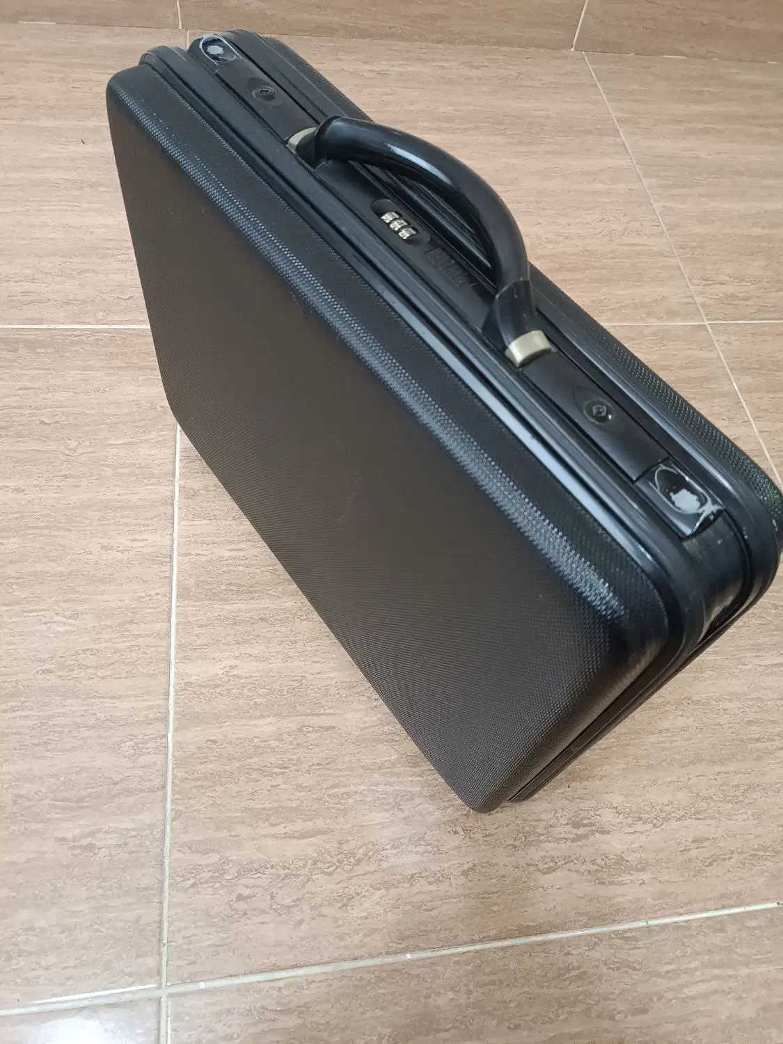 کیف سامسونت|کیف، کفش، کمربند|مهاباد (آذربایجان غربی), |دیوار