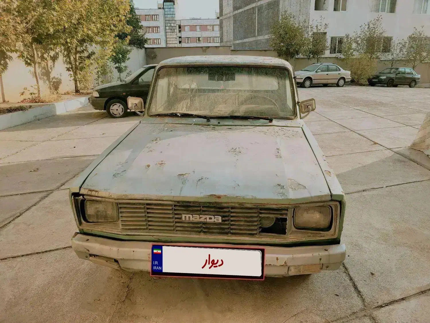 وانت مزدا ۱۶۰۰  خوابیده|خودرو سواری و وانت|صدرا-فارس, فاز ۱|دیوار