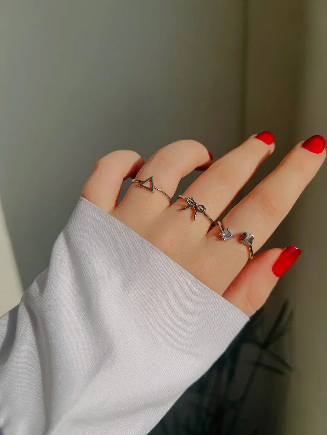 انگشتر های مینیمال رنگ ثابت|جواهرات|کرمانشاه, |دیوار