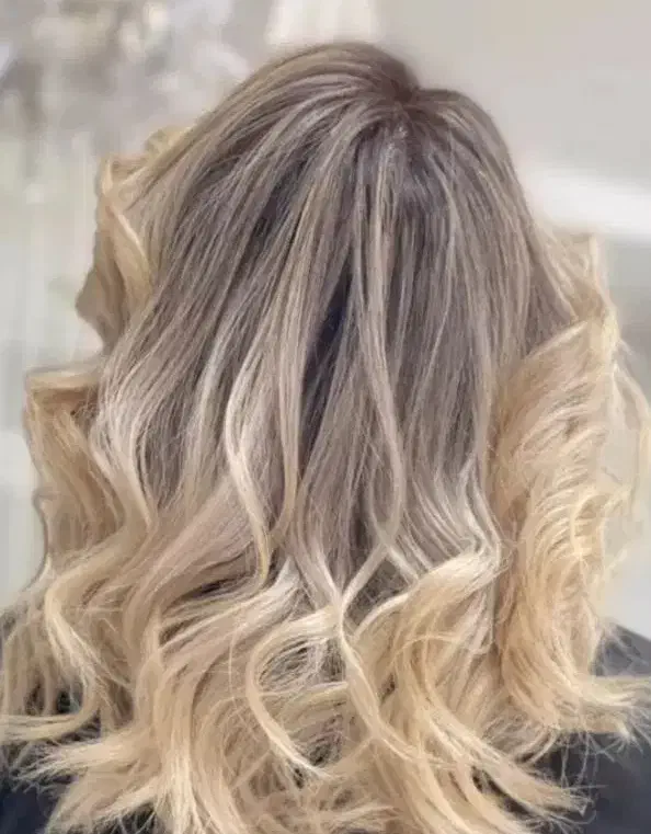 فقط موهات رو بسپار بهم بهترین رو تحویل بگیر.|خدمات آرایشگری و زیبایی|شیراز, طلاب|دیوار