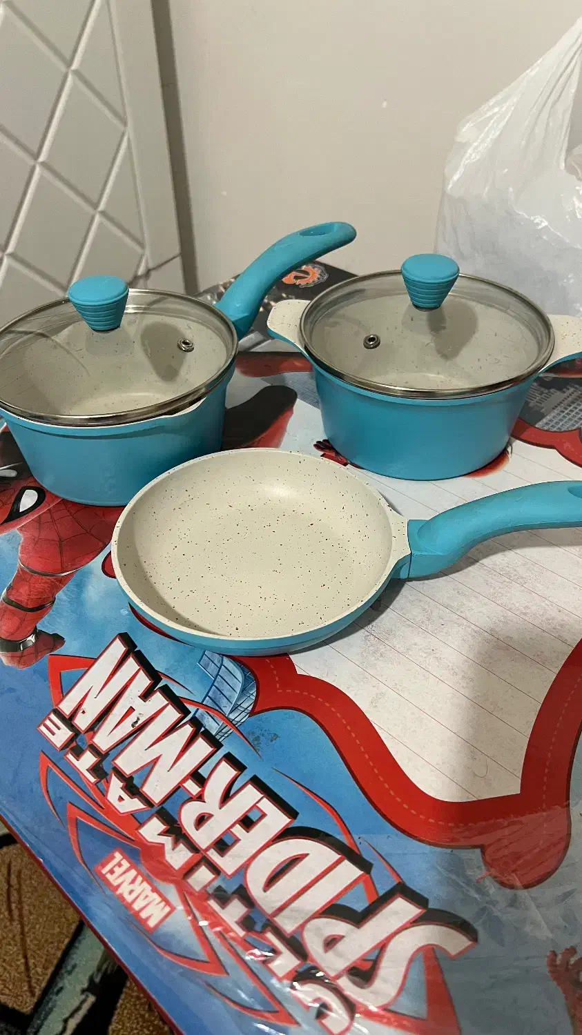 یک سرویس چدن و ظرف غذاخوری نوزاد|اسباب و اثاث بچه|گلپایگان, |دیوار