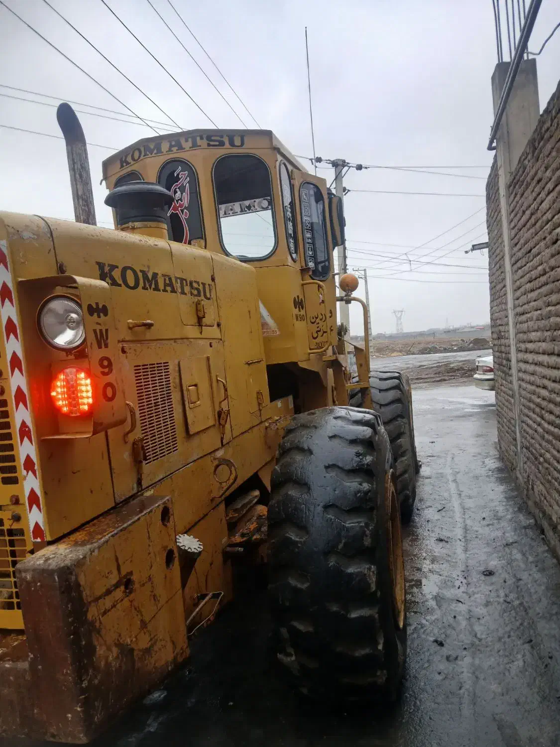 لودر کوماتسو ۹۰|خودرو سنگین|بناب, |دیوار