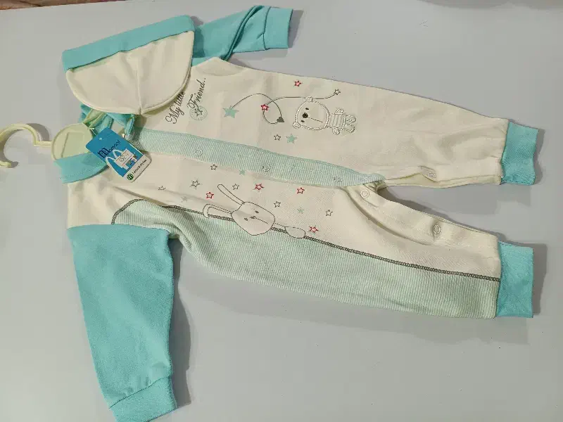 سیسمونی و لباس نوزادی استفاده نشده و نو|اسباب و اثاث بچه|تهران, نظام‌آباد|دیوار