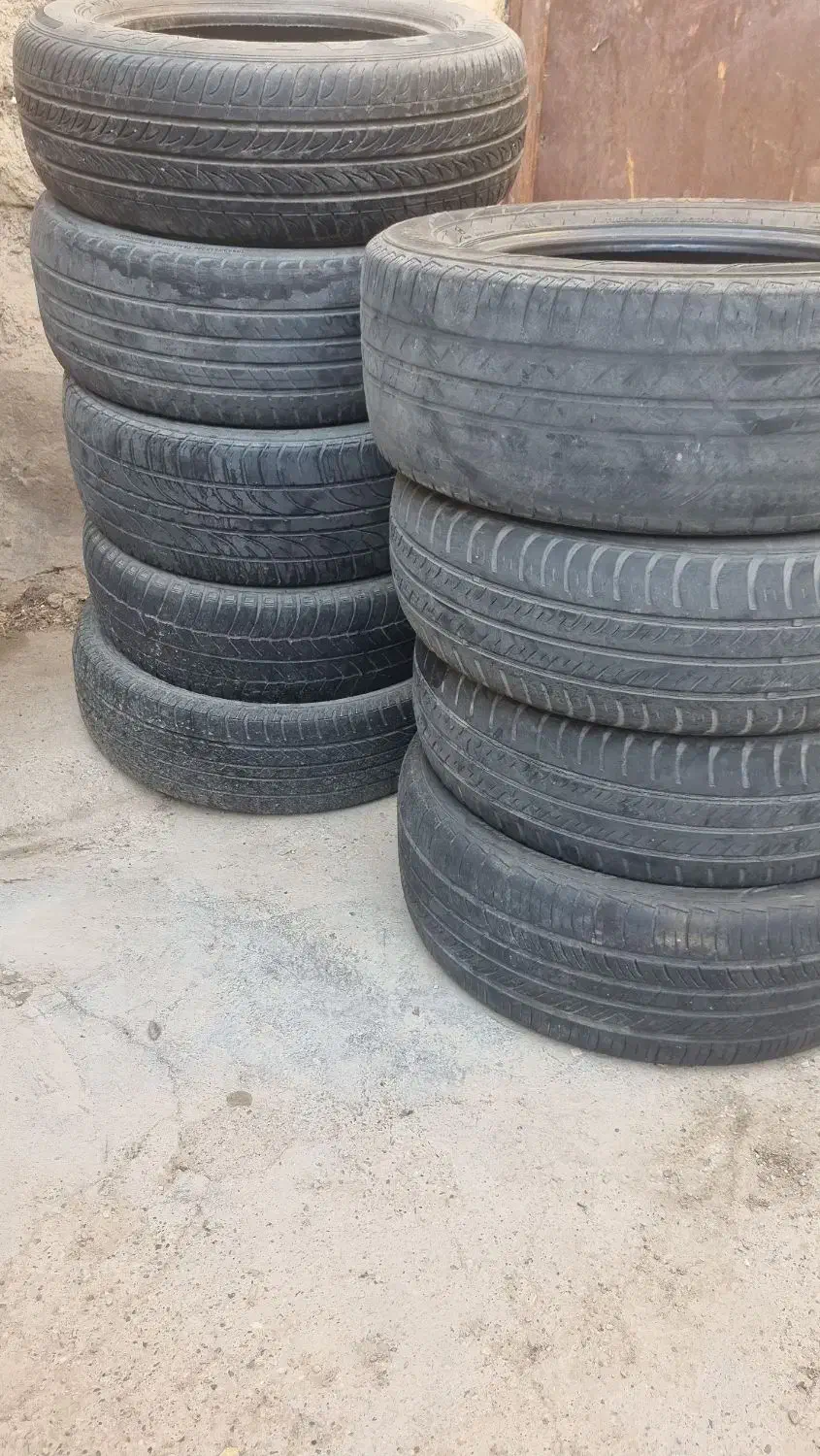 انواع لاستیک سواری پاترول سانتافه مزدا کلی یکجا تک|قطعات یدکی و لوازم جانبی|شاهرود, |دیوار