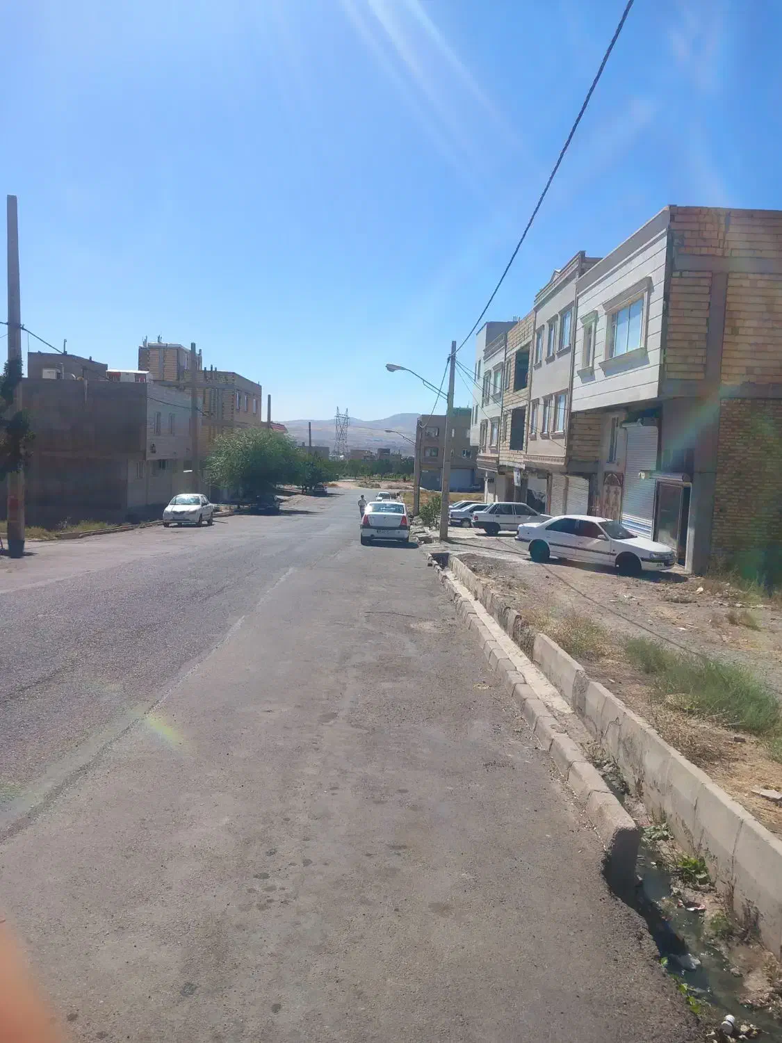 الهیه بازارچه ۲۰۰ متر تمام بنا تجاری مسکونی|فروش زمین و ملک کلنگی|زنجان, |دیوار