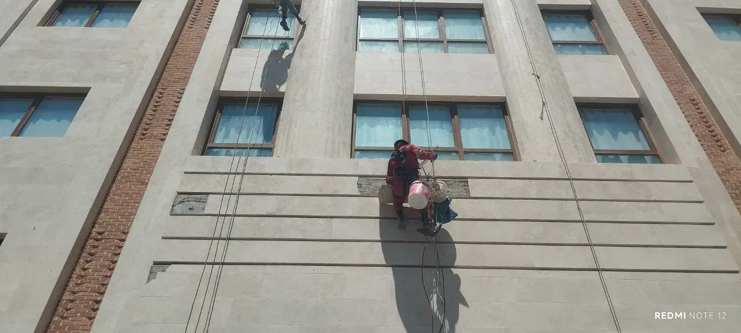 پیچ رولپلاک،شستشو،کارباطناب بندباز،سیمان سفیدپاشی|خدمات پیشه و مهارت|مشهد, احمدآباد|دیوار