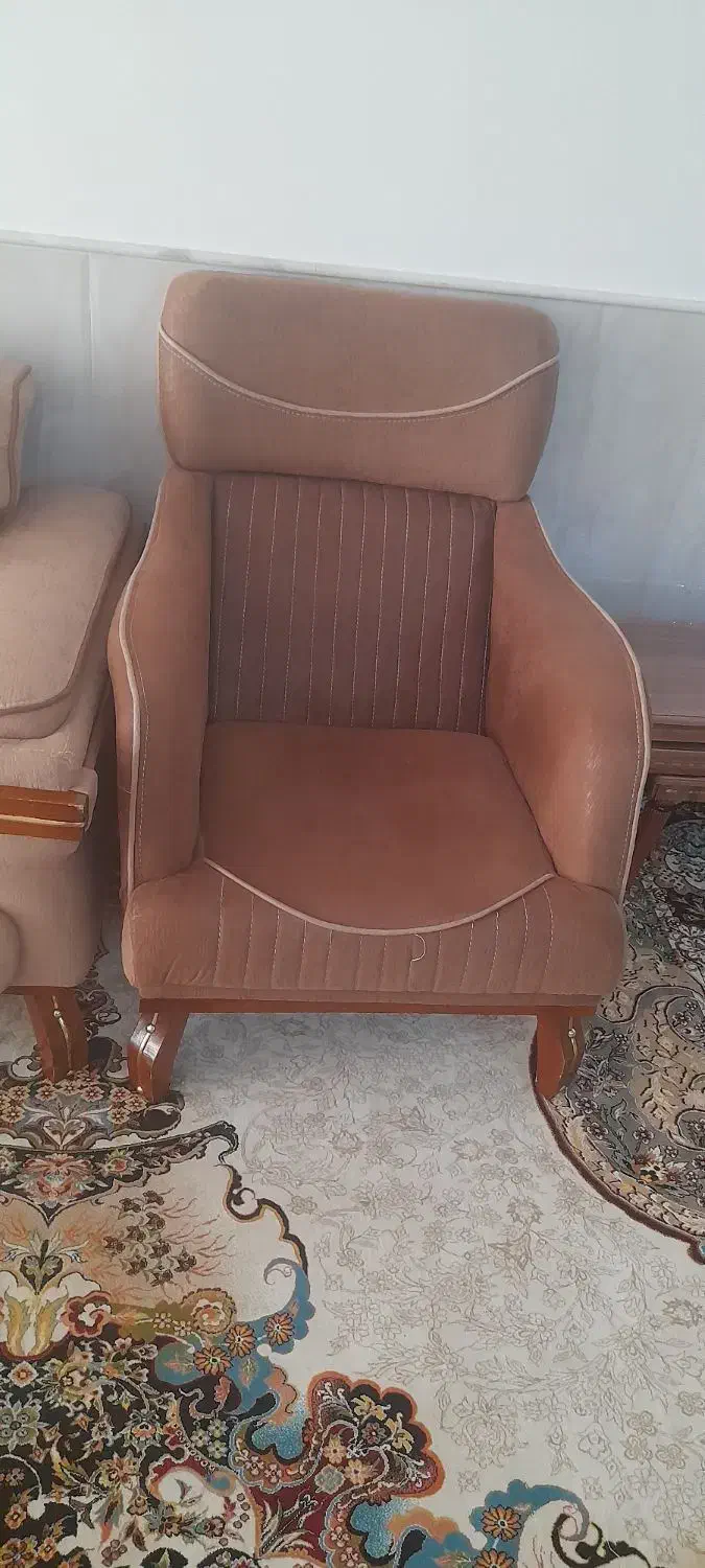 مبل|مبلمان خانگی و میز عسلی|میبد, |دیوار