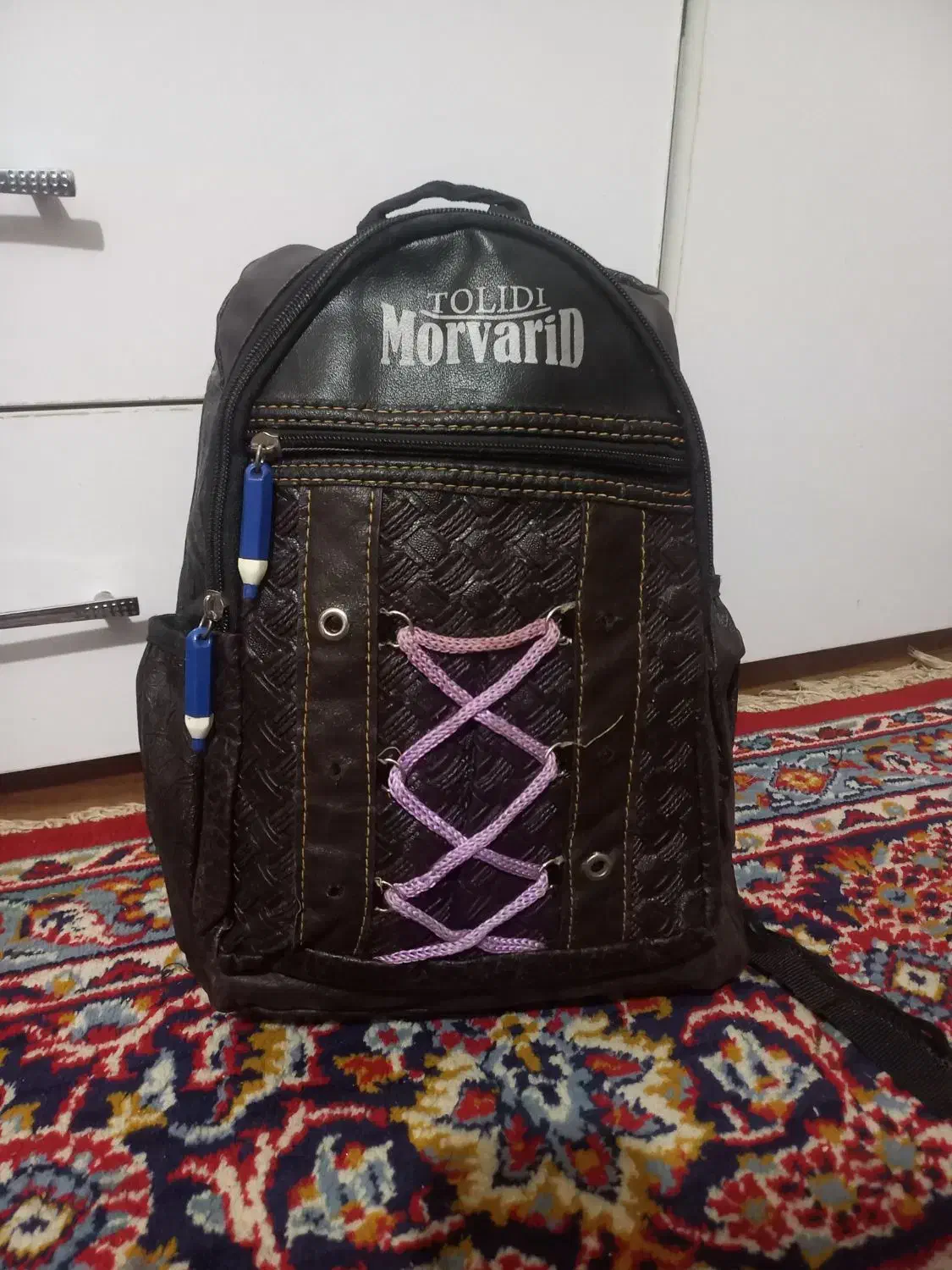 کوله مدرسه|کیف، کفش، کمربند|بیرجند, |دیوار