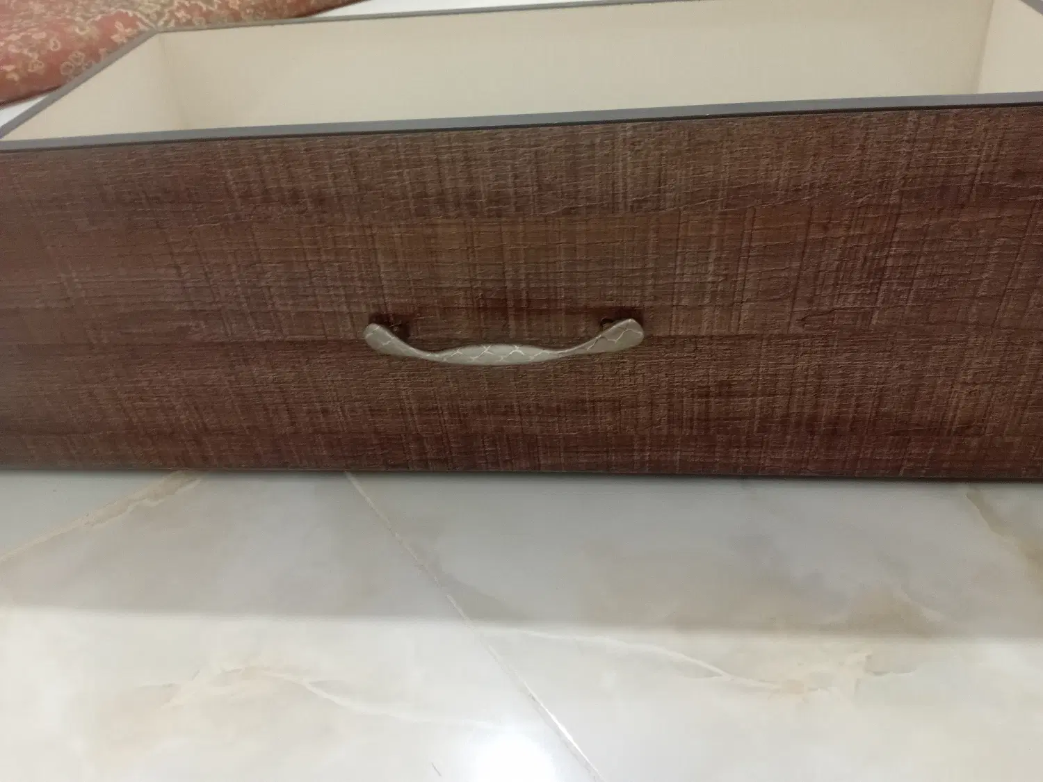 کشو|تخت و سرویس خواب|لنگرود, |دیوار