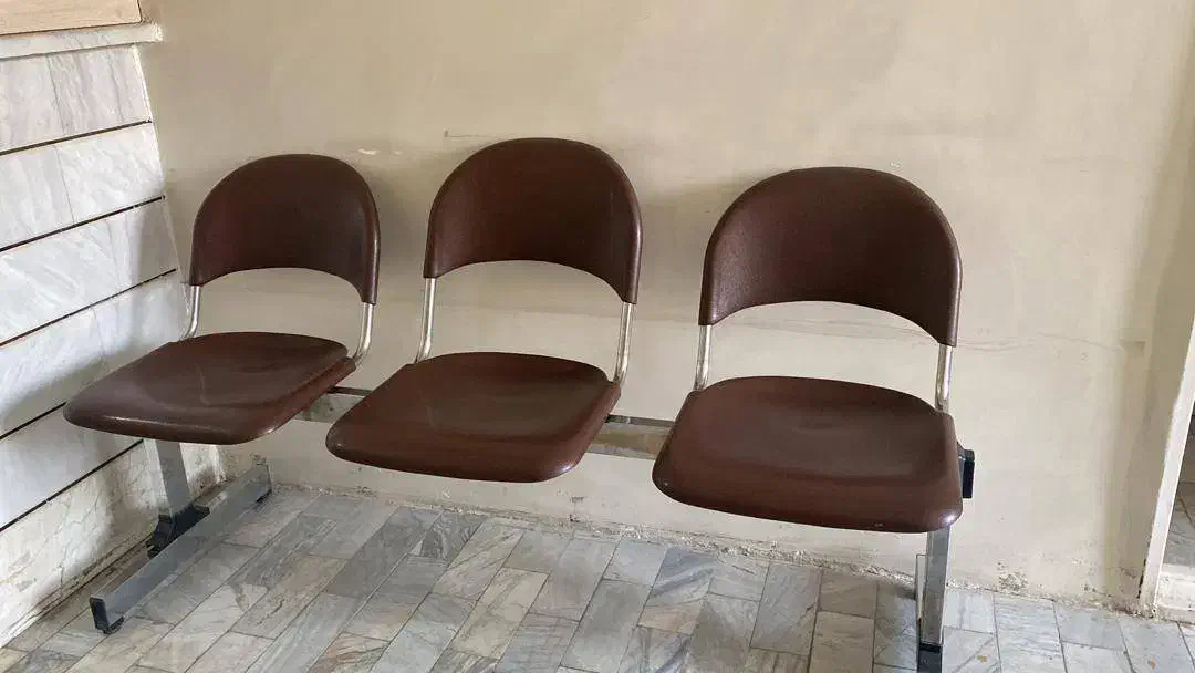 میز کار یک نفره ، صندلی انتظار ، صندلی برقی|دفتر کار|ورامین, ورامین|دیوار